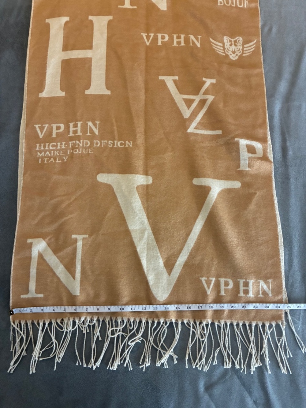 MASSIVE $10 SALE Soft Women’s Scarf - Picture 5 of 5